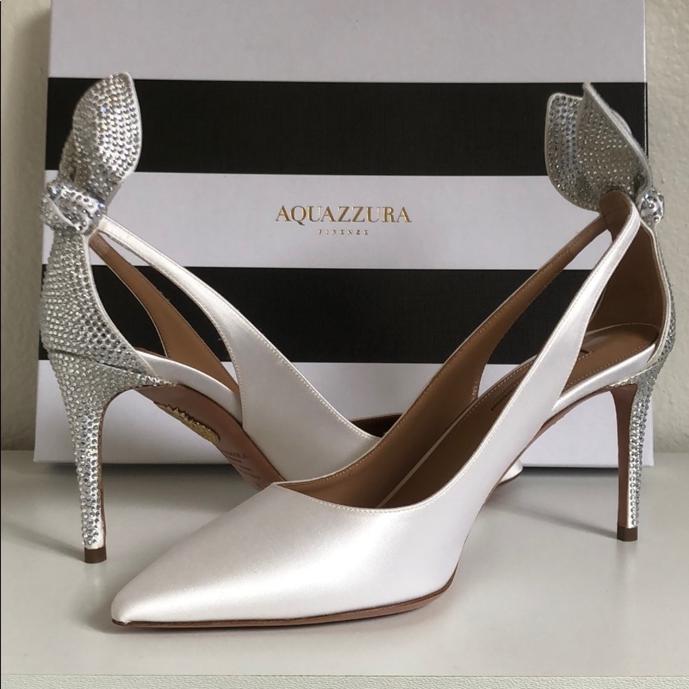 NIB AQUAZZURA Swarovski Deneuve Ivory Satin Pumps